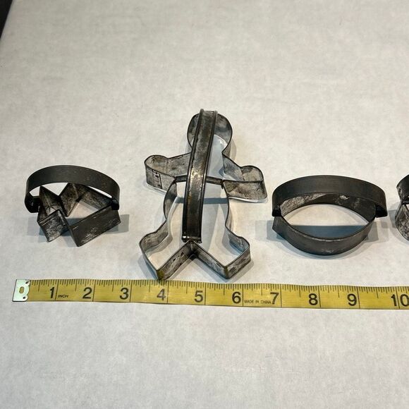 Vtg SET Aluminum Cookie Cutter w/ Handle Metal Heart Fish Mickey Mouse Arrow - Picture 9 of 10